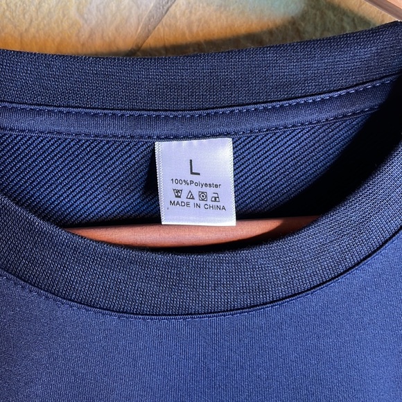 🛑 SOLD 🛑 Land Rover Defender Style Tee 🫶 - Picture 11 of 13